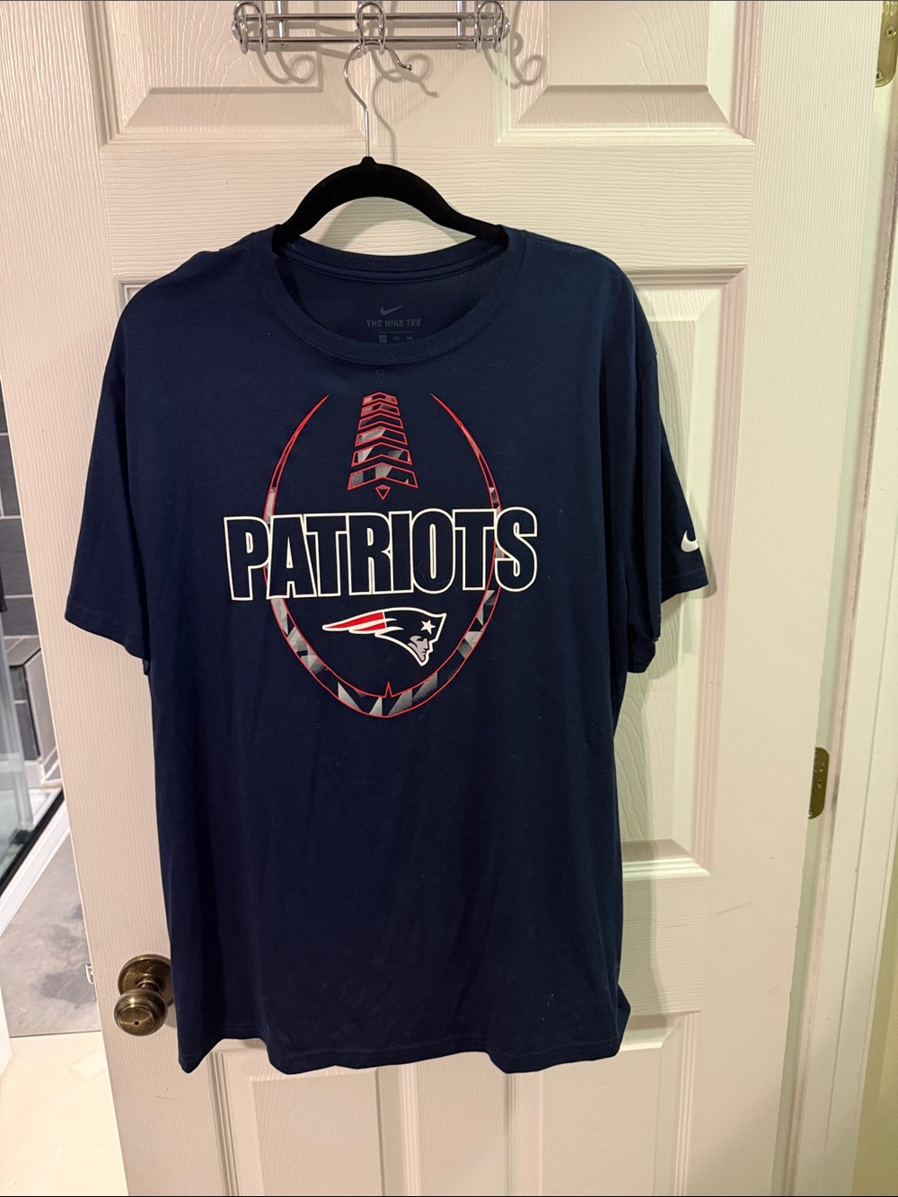 Nike Navy and Red Patriots Graphic Tee